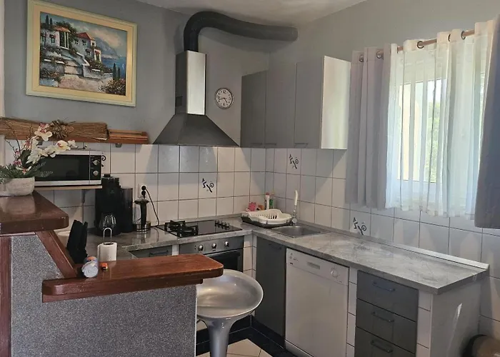 Apartment With Parking Space Okrug Gornji, Ciovo - 23007 Trogir