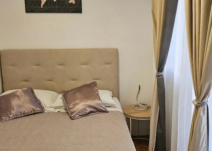 Apartment With Parking Space Okrug Gornji, Ciovo - 23007