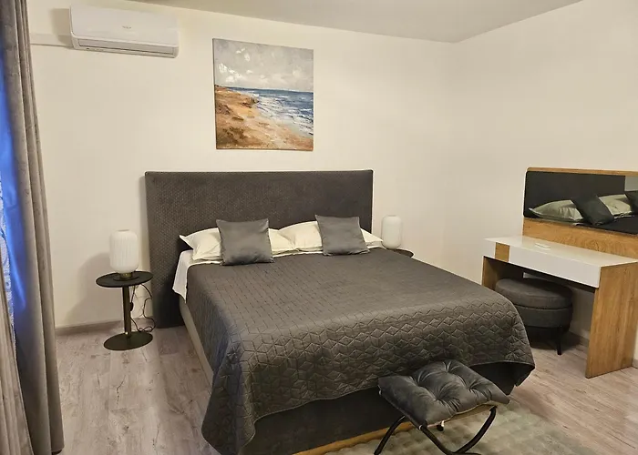 Apartment With Parking Space Okrug Gornji, Ciovo - 23007 Trogir