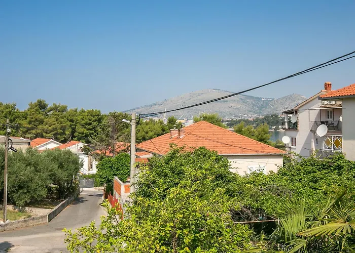 With Parking Space Okrug Gornji, Ciovo - 23007 Διαμέρισμα Τρογκίρ