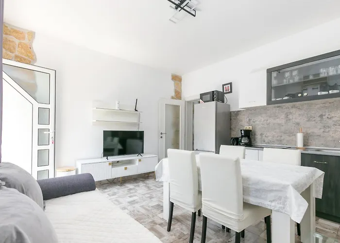 With Parking Space Okrug Gornji, Ciovo - 23007 Apartment *
