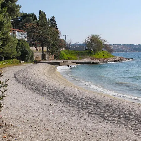 With Parking Space Okrug Gornji, Ciovo - 23007