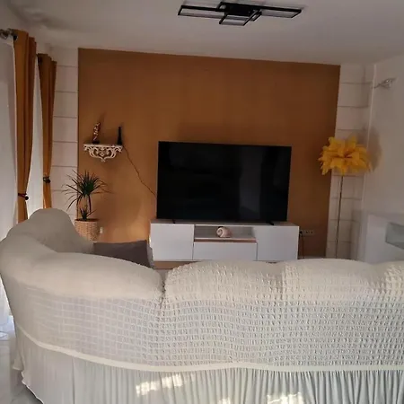 Apartment Family Friendly With A Swimming Pool Okrug Gornji, Ciovo - 23007 Trogir