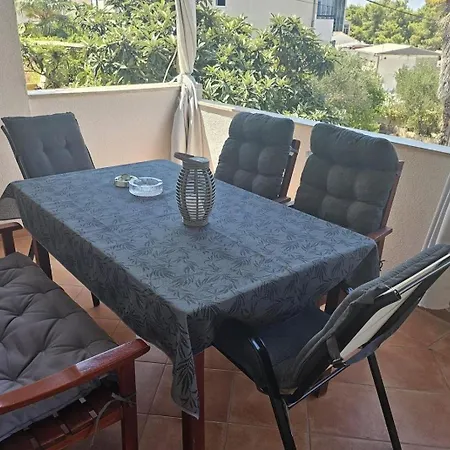 With Parking Space Okrug Gornji, Ciovo - 23007 Apartament
