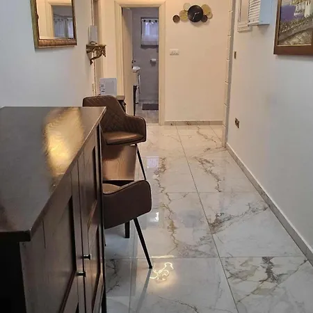 Apartment Family Friendly With A Swimming Pool Okrug Gornji, Ciovo - 23007 Trogir