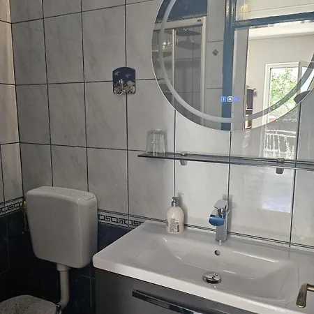 Family Friendly With A Swimming Pool Okrug Gornji, Ciovo - 23007 * Trogir