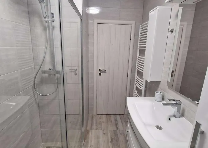 With Parking Space Okrug Gornji, Ciovo - 23007 Apartament *